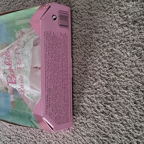 Little Bo Peep Barbie - Picture 6 of 8